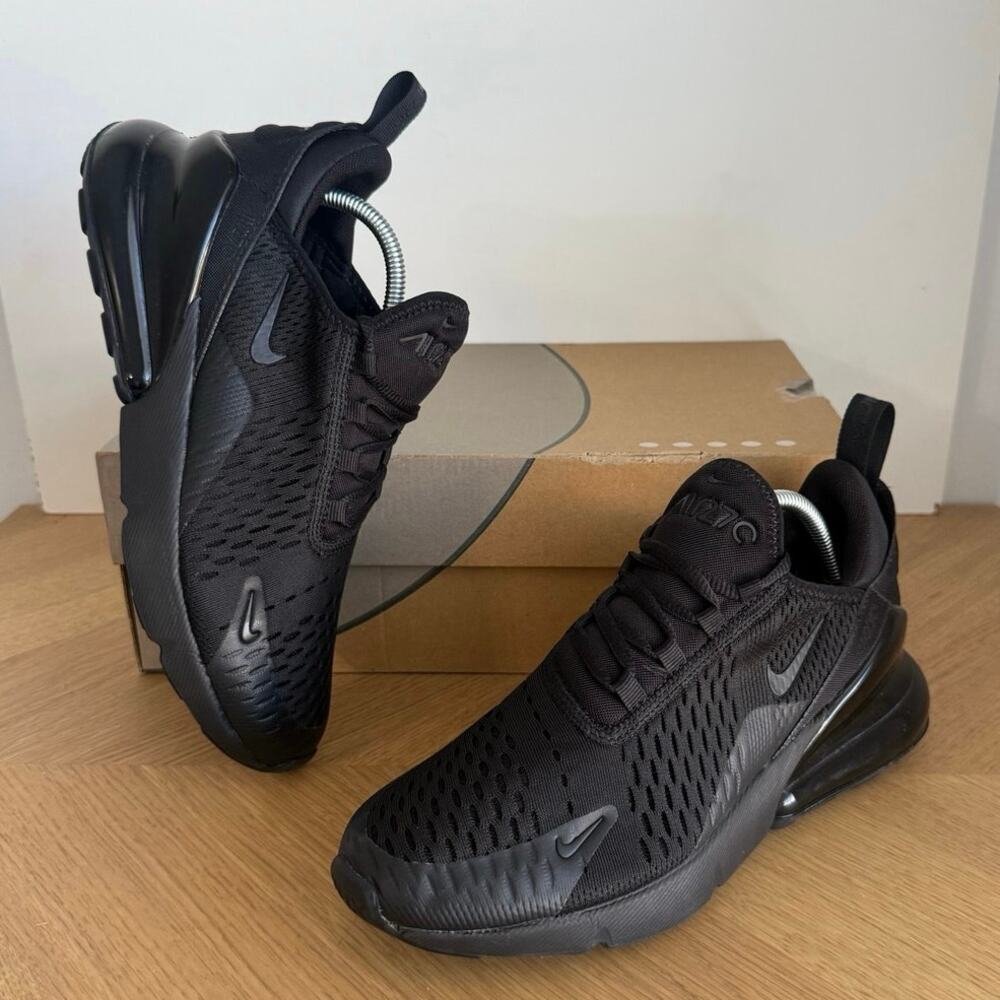 Nike Air Max 270 ‘Triple Black’ Kids Sneakers- SZ 6 Y- 7.5 W